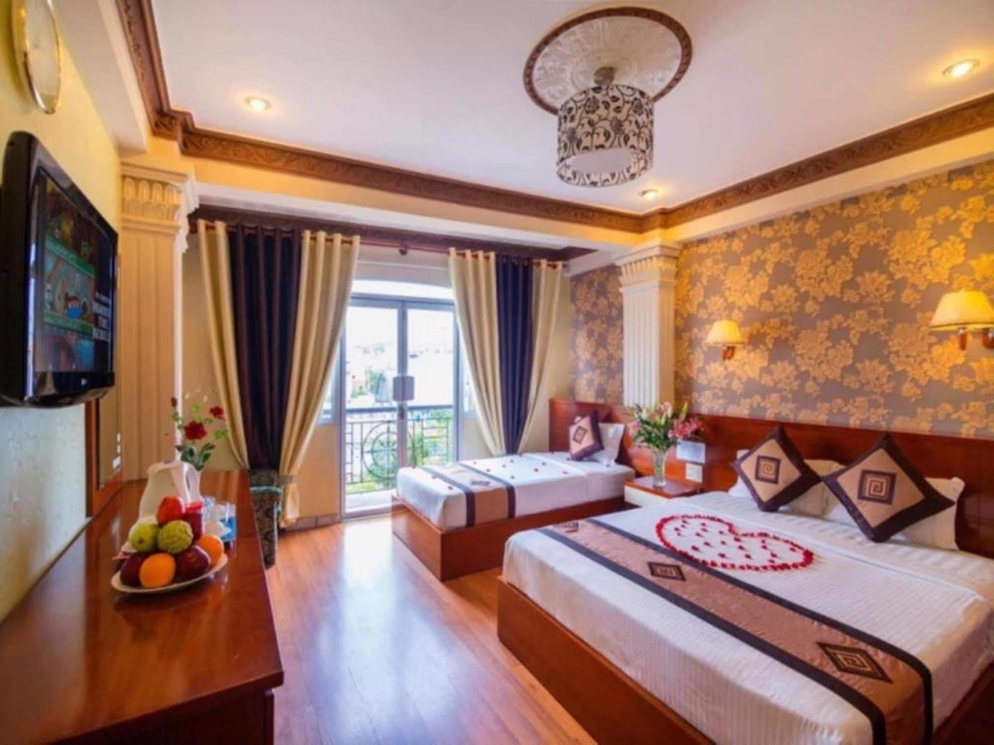 Cosmo Square Hotel Bandar Ho Chi Minh Luaran gambar
